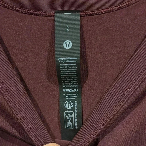 lululemon athletica Red Short Sleeve Tee - Picture 2 of 4